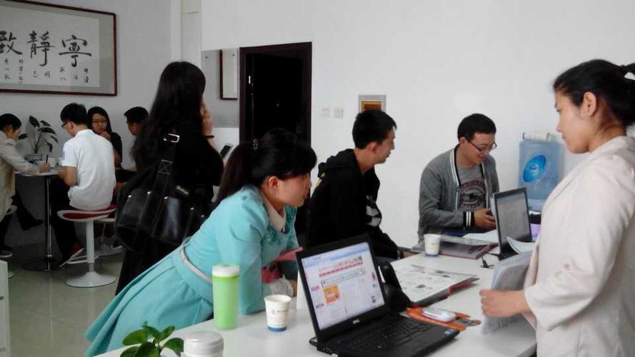北京博文汇德教育咨询是从事公务员