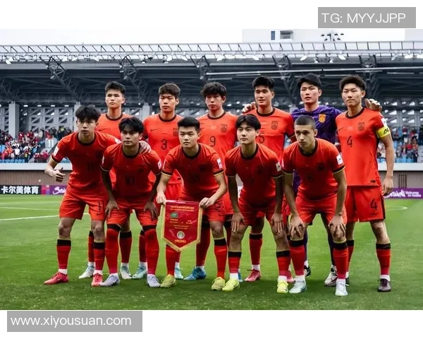 奥林匹亚科斯足球队明星球员崛起背后的奋斗历程与成就