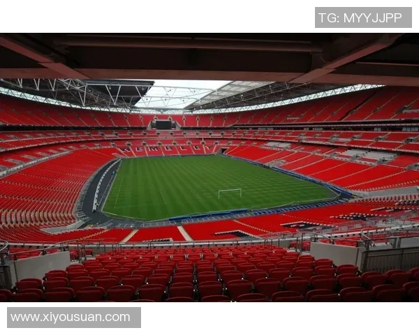 欧洲足球巨星群像展示球场辉煌与荣耀瞬间