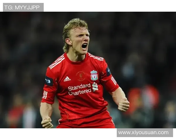 足球边前卫球星的崛起与影响力解析：从进攻核心到全能中场的角色转变